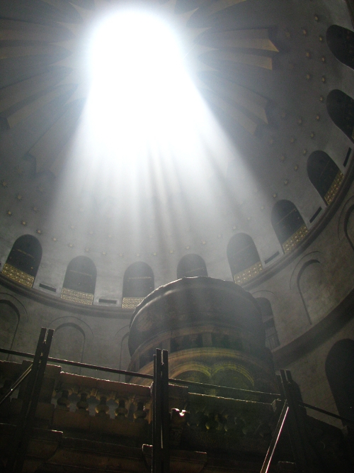Ray of Light: Canon Canon PowerShot SX100 IS 1/40 sec f 2.8 Flash: Not Fired 200 Ray of Light