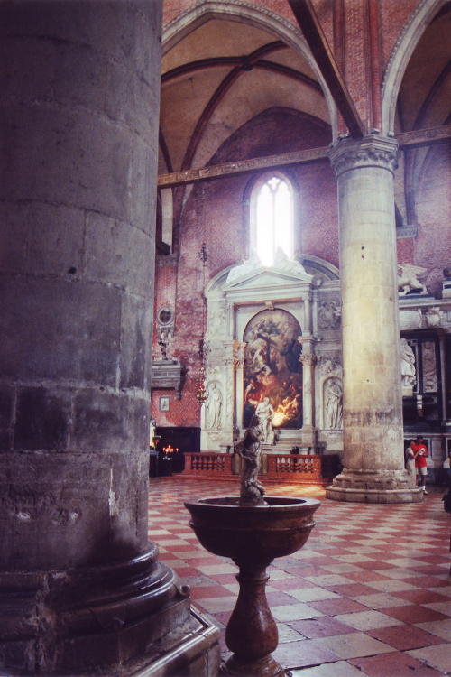 Venetian chapel: N/A N/A 0 sec N/A Flash: Fired N/A Venetian chapel